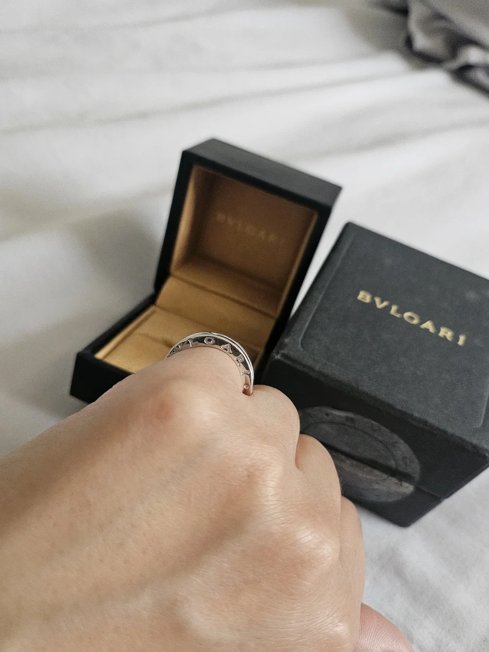 BVLGARI elegant bulgari